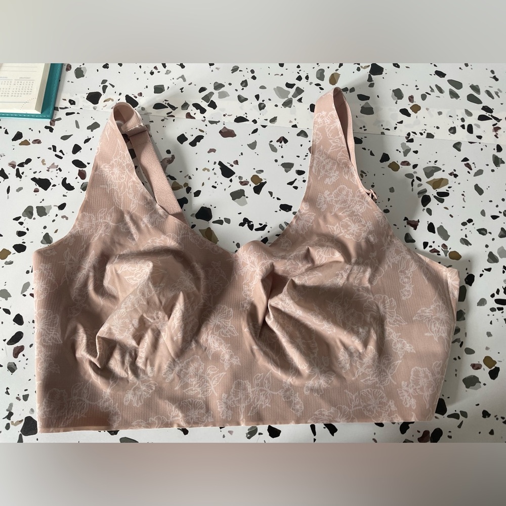 Wonderbra Nude Sports Bra